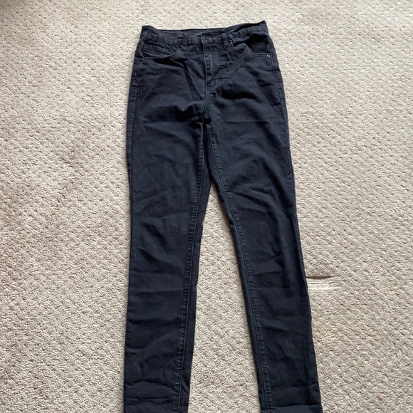 Forever 21 Denim - Forever 21 Jeans. Black. Size 24. Excellent condition.
